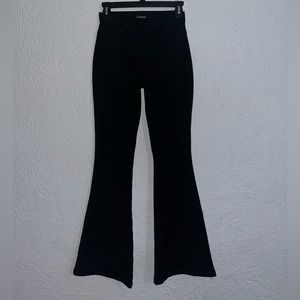 ✨Like New✨ Juniors Express Bell Bottom Jeans